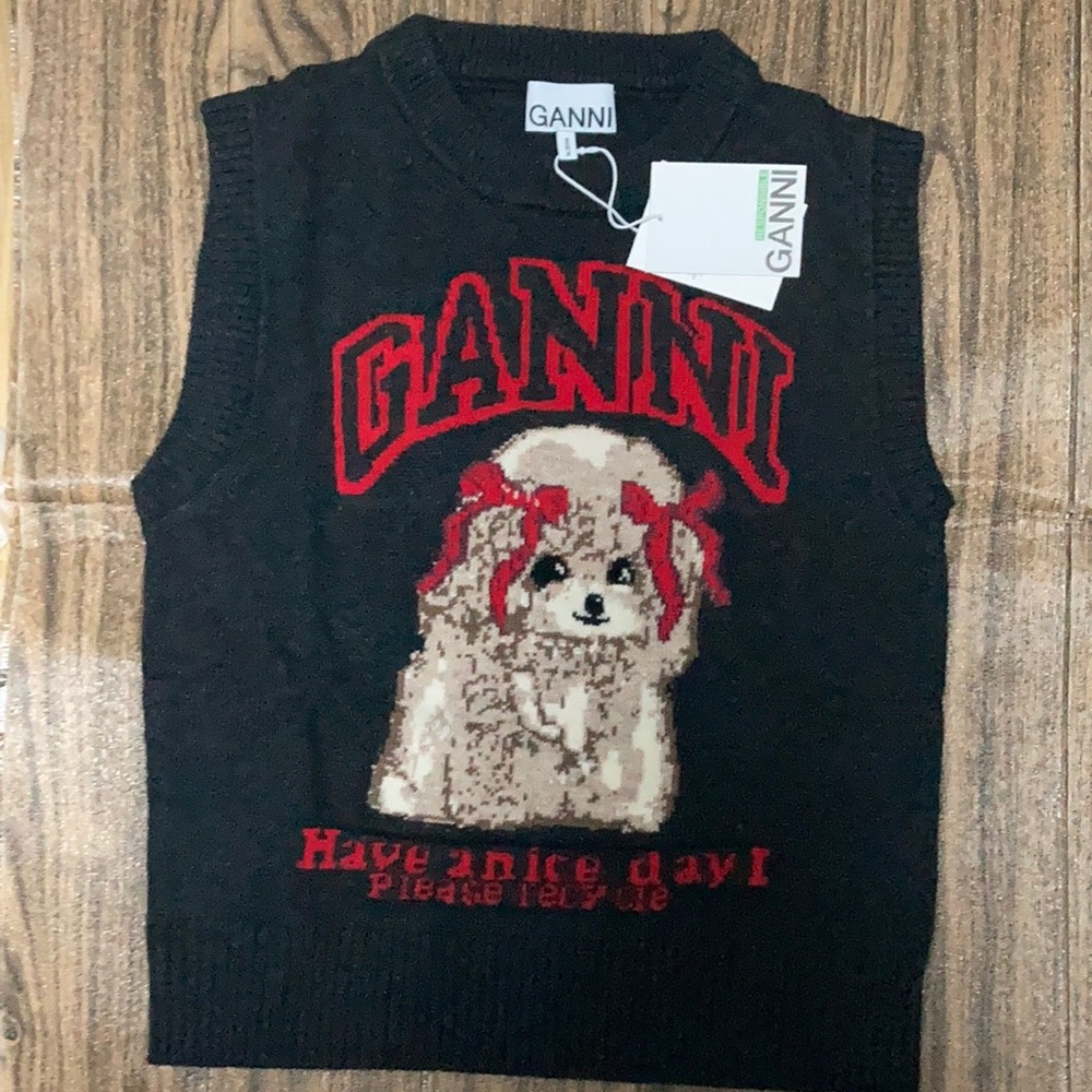 Ganni Women’s Black puppy wool vest size medium